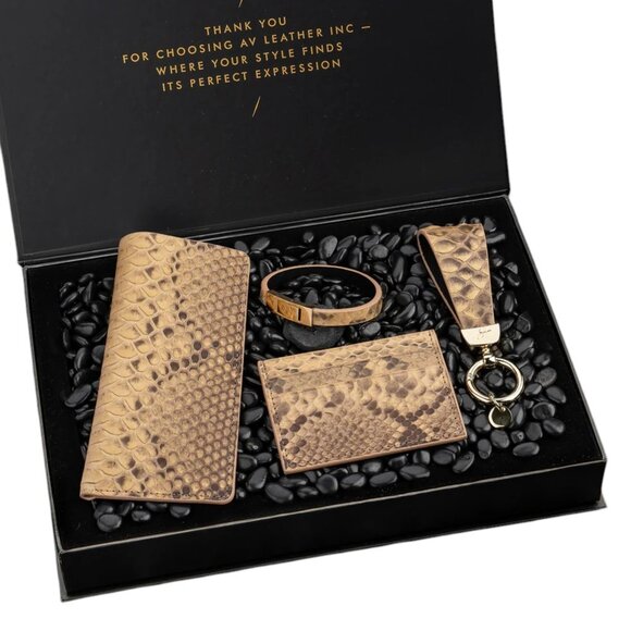 Luxury Python Leather Gift Set – Handmade & Elegant - Mars Surface Style - Picture 1 of 5